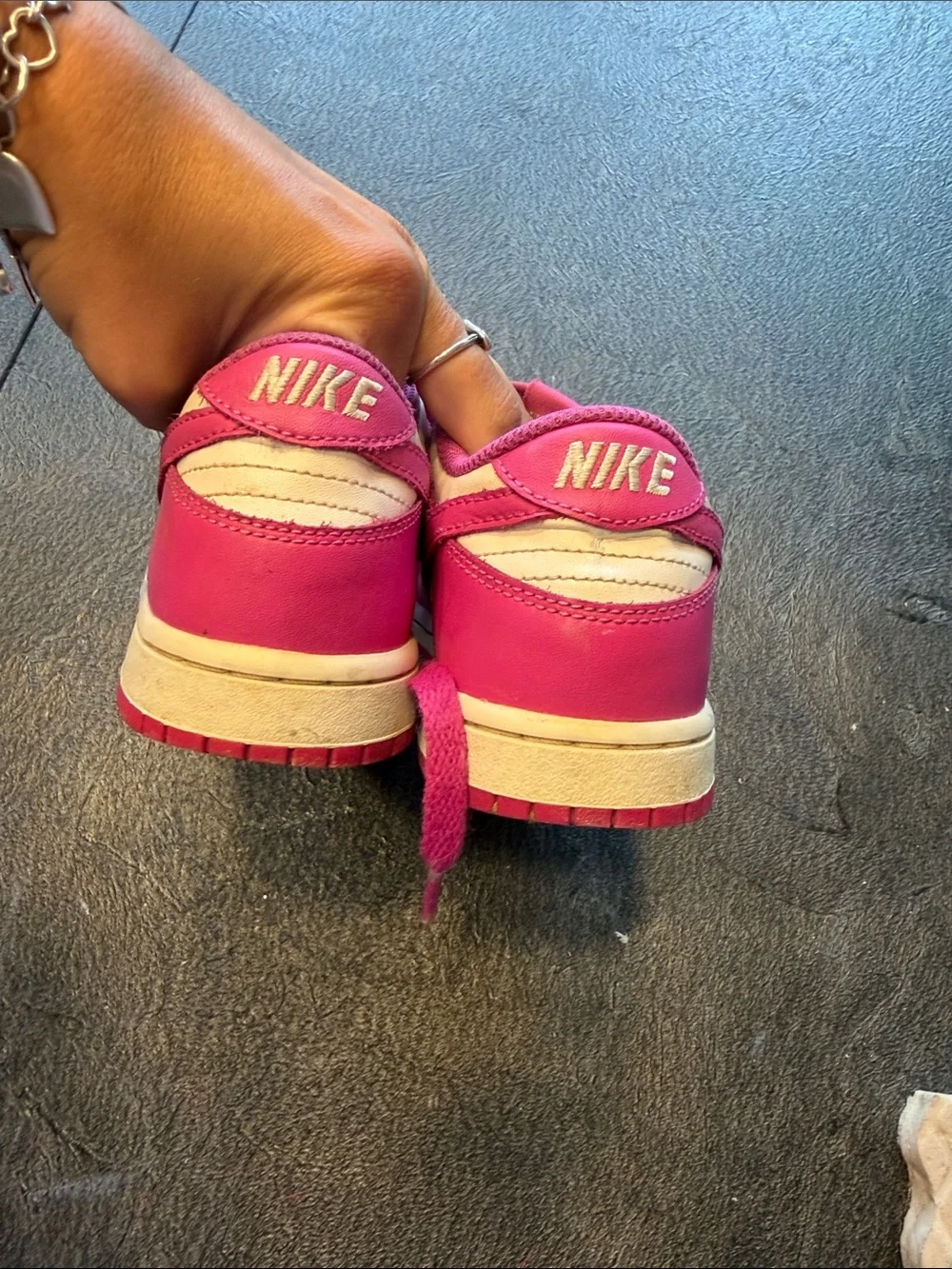 Nike Kids Pink and White Low-Top Sneakers Size 2.5Y